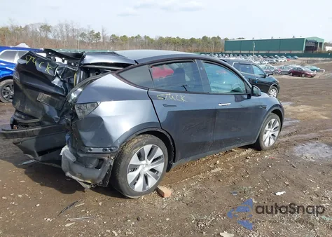 2024 Tesla Model Y Long Range Dual Motor All-Wheel Drive from USA, damaged, VIN 7SAYGDEE6RA236385